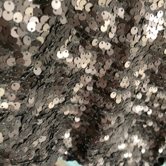 Ladies sequIn black blouse - Picture 6 of 8